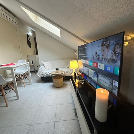 Cozy Apartment In Madrid Center Exterior photo